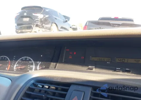 2000 Toyota Avalon Xl from USA, damaged, VIN 4T1BF28B3YU103969